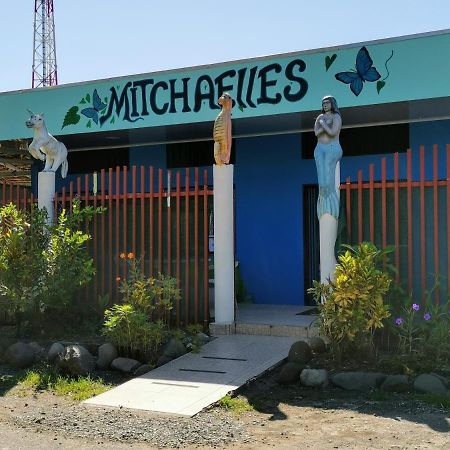 Cabinas Mitchaelle'S Puerto Viejo de Talamanca エクステリア 写真