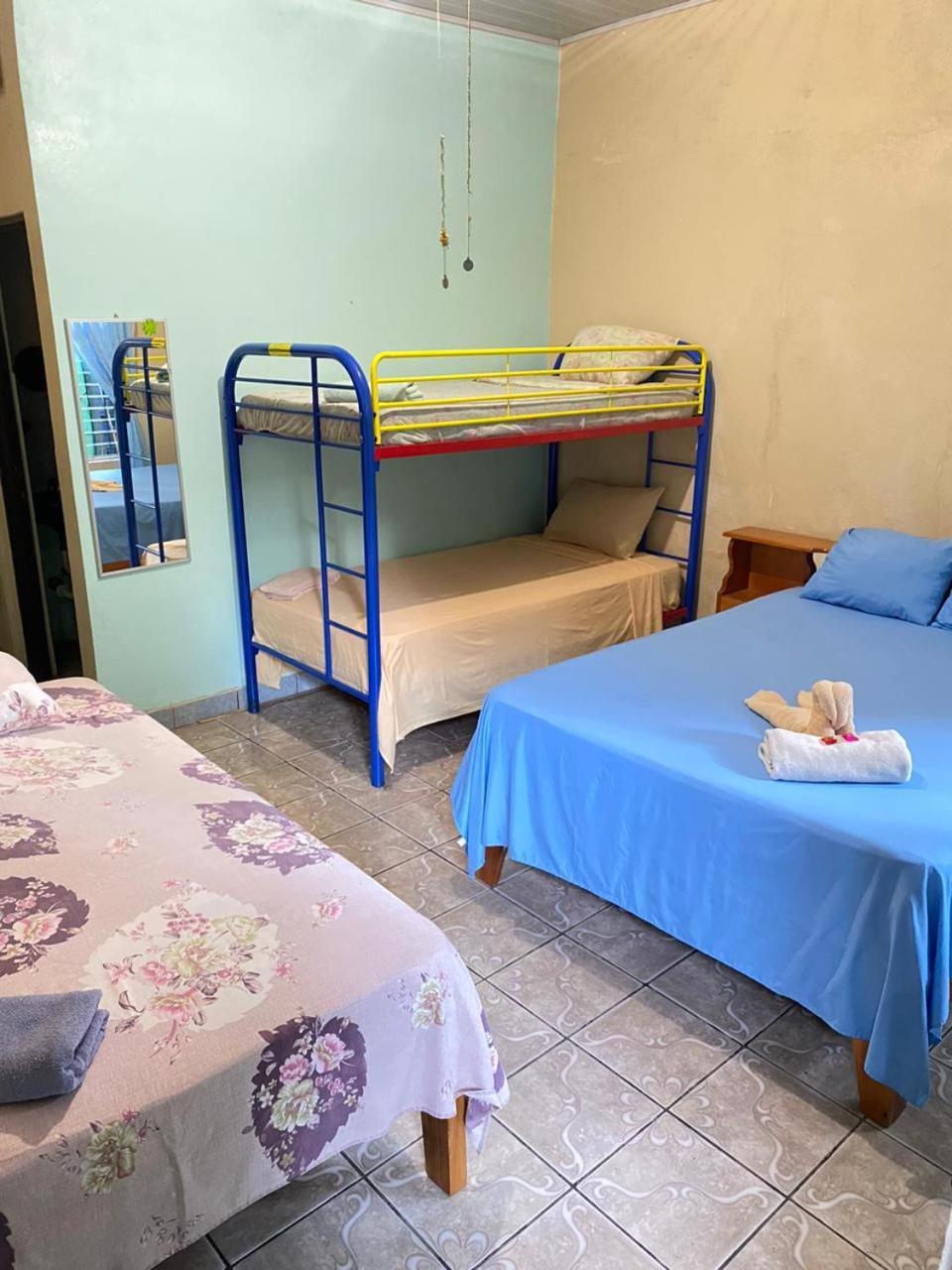 Cabinas Mitchaelle'S Puerto Viejo de Talamanca エクステリア 写真