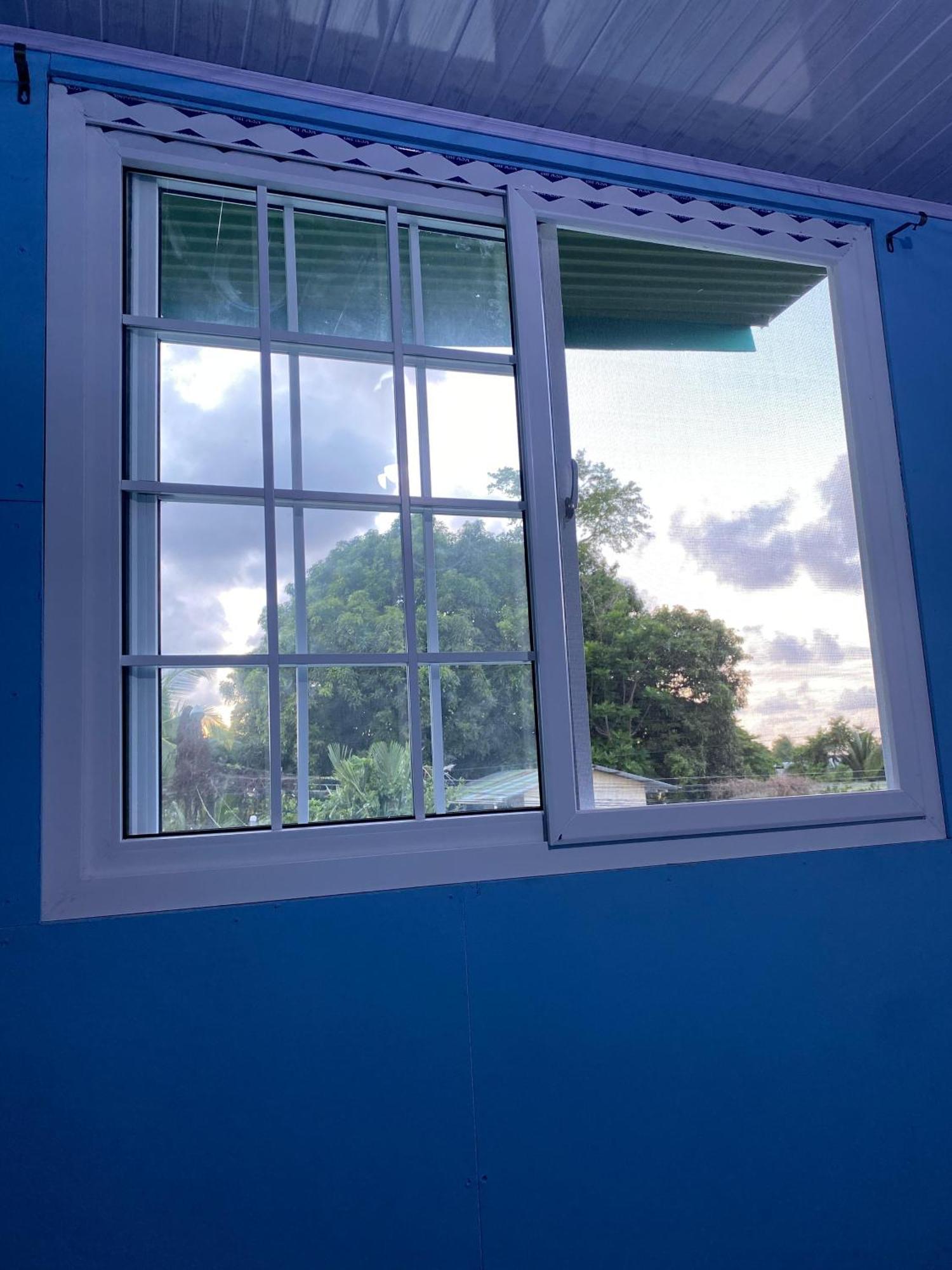 Cabinas Mitchaelle'S Puerto Viejo de Talamanca エクステリア 写真
