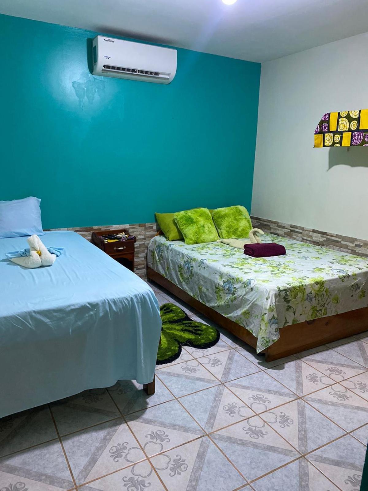 Cabinas Mitchaelle'S Puerto Viejo de Talamanca エクステリア 写真